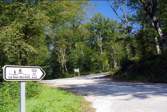 Panneau tour des bois Credit Johann Marmier