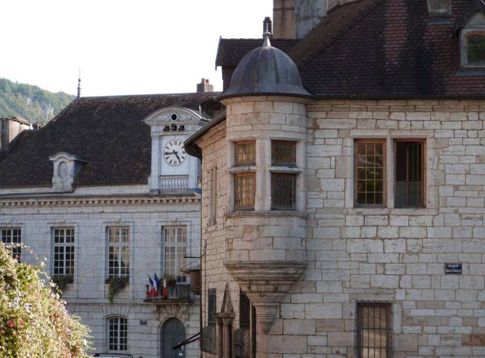 Maison à Tourelle, départ du circuit cyclotourisme