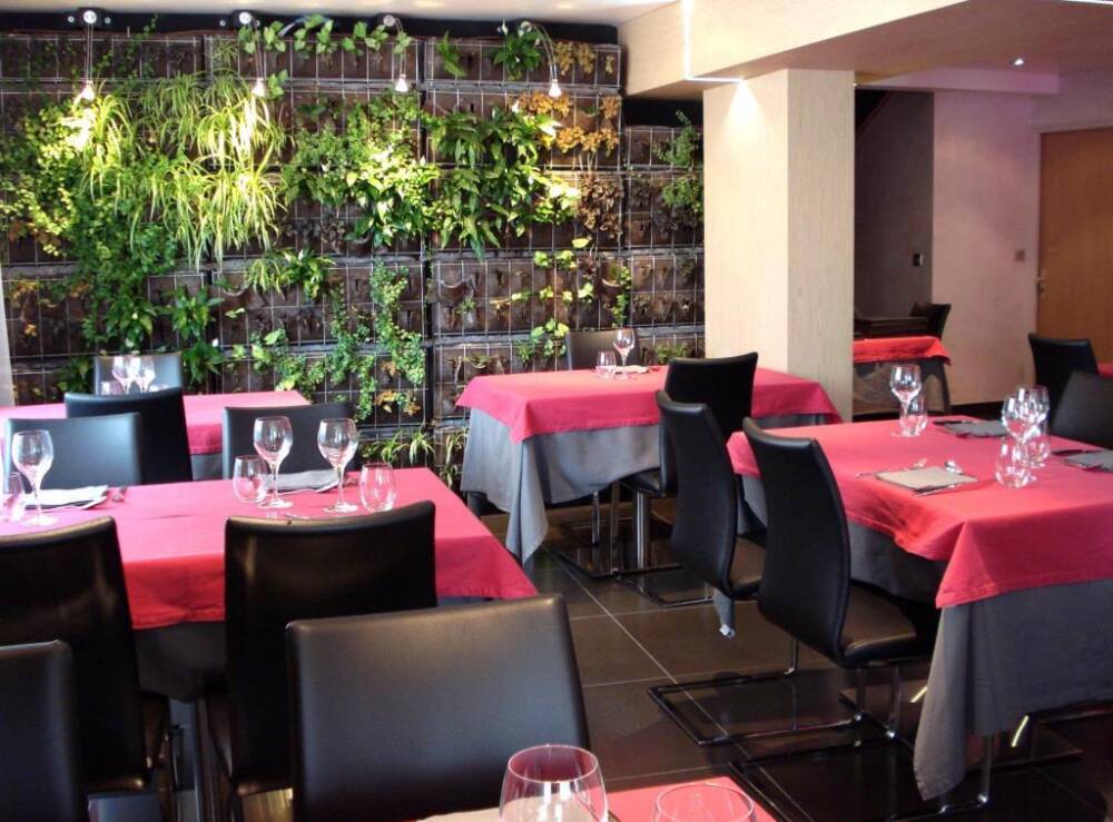 Salle de restaurant - l'Auberge du Château de Vaite